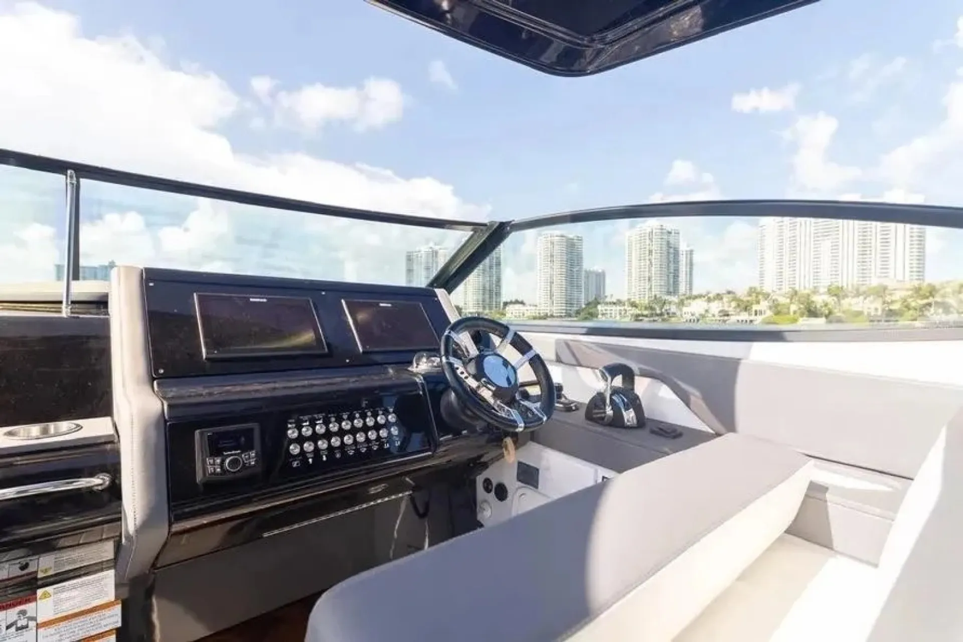 38’ Cruisers Yachts 38 GLS — Luxury, Power & Coastal Cruising