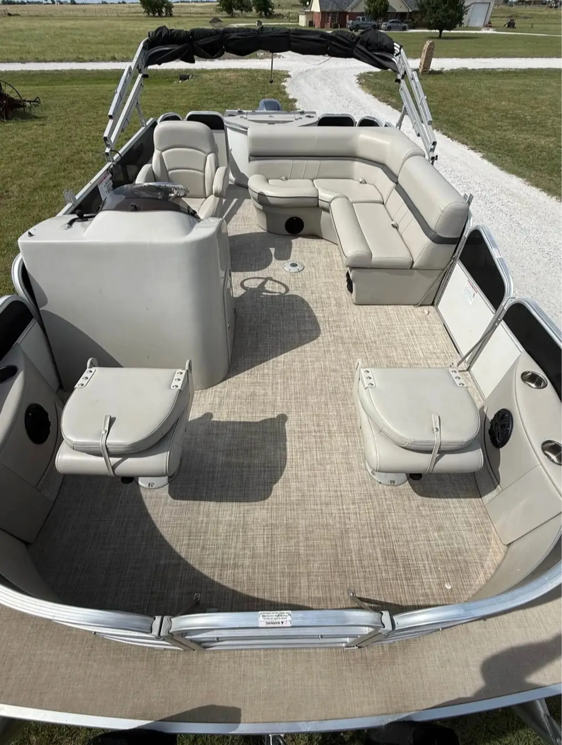 BERKSHIRE PONTOONS 21A STS in Granbury, TX — photo 6