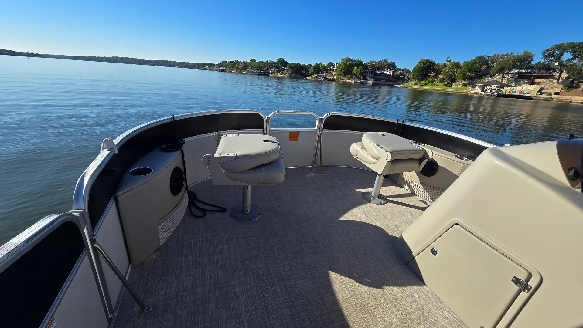 21’Berkshire Pontoon 90HP - Perfect for Fishing, Cruises & Sunset Fun