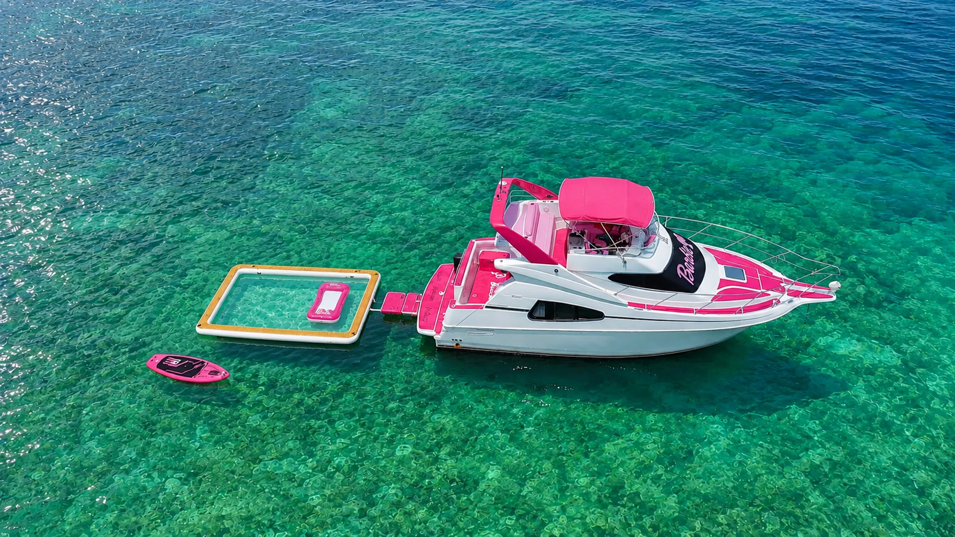 SILVERTON MARINE 35 MOTOR YACHT in Miami, FL