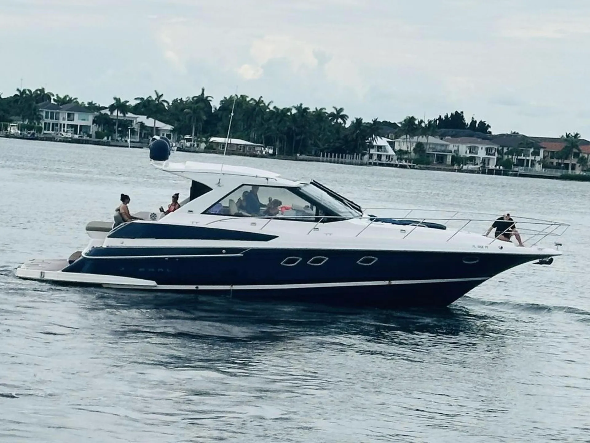REGAL BOATS 46 SPORT COUPE IPS DRIVE in Boynton Beach, FL — photo 5