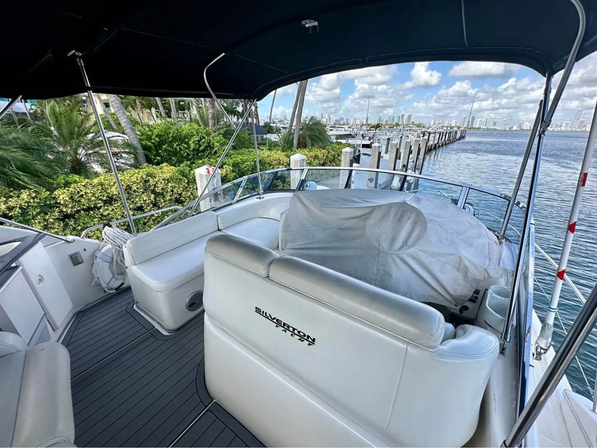 Enjoy "SANTORINI" Silverton Sport Bridge 48ft in Miami!