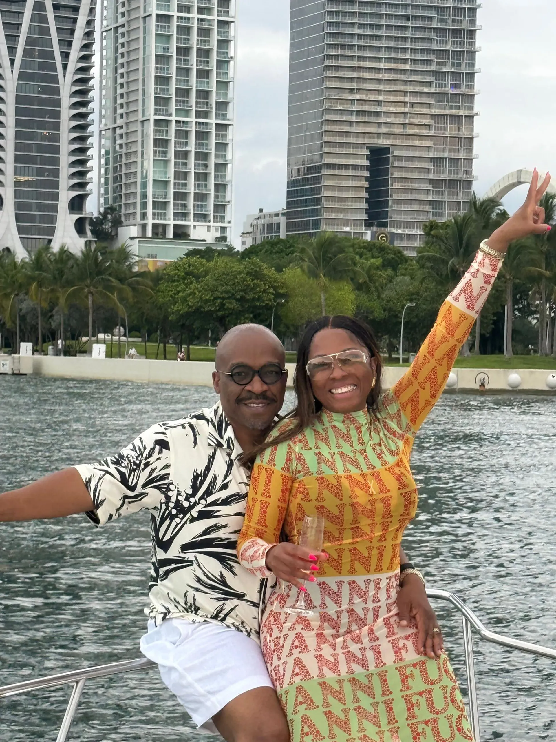 Enjoy "SANTORINI" Silverton Sport Bridge 48ft in Miami!