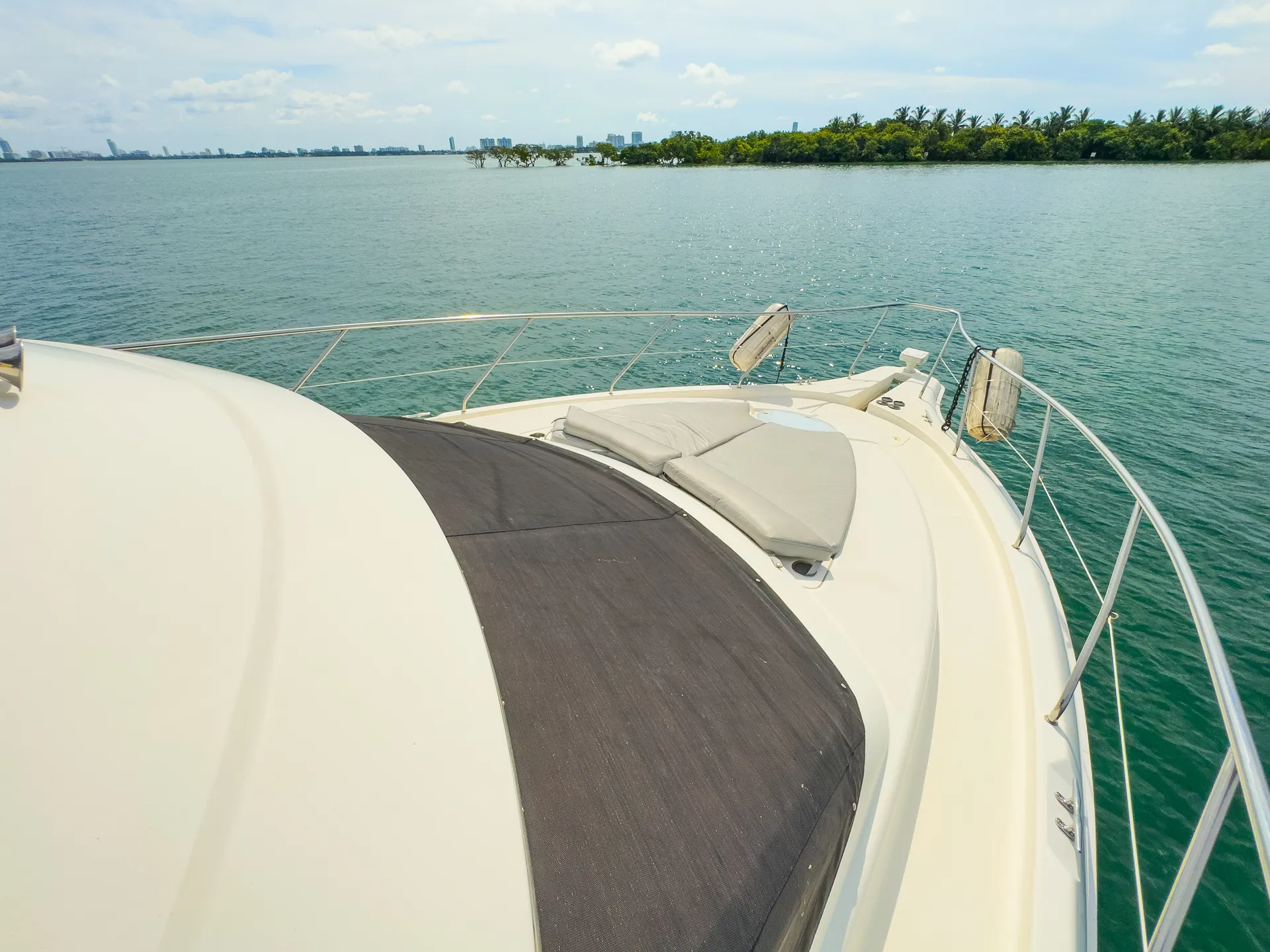 Enjoy "SANTORINI" Silverton Sport Bridge 48ft in Miami!