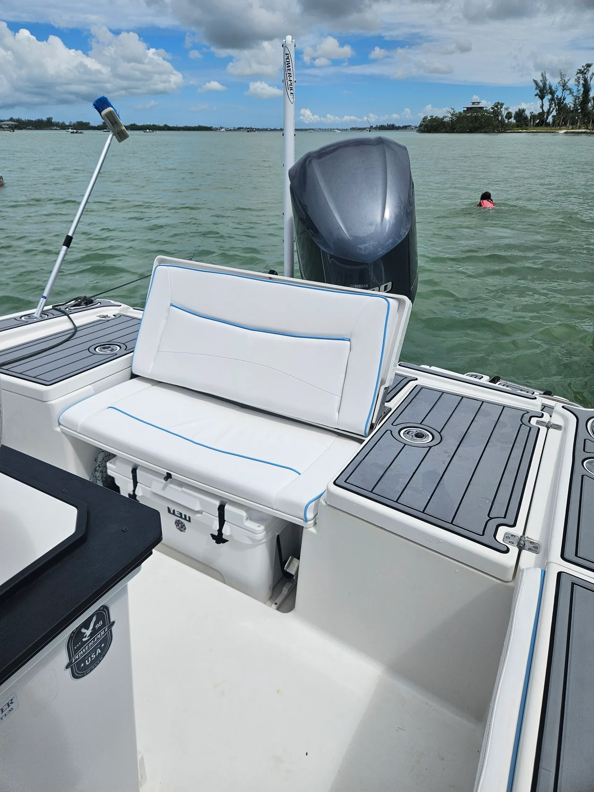  Cruise, Relax & Make Memories on the Water on a Crevalle 26 open!