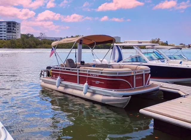 Rent a pontoon in South Pasadena, FL near me