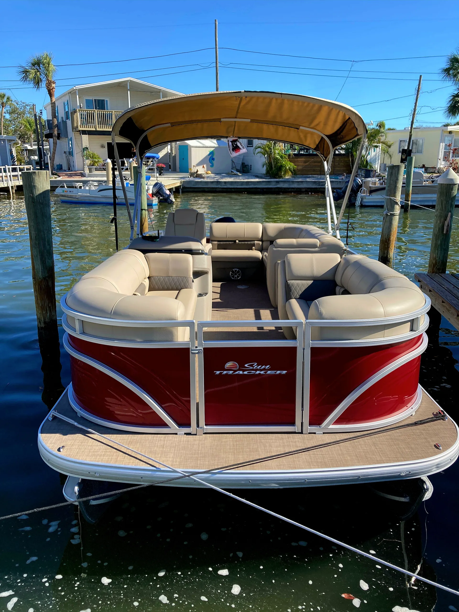 SUN TRACKER PARTY BARGE 20 DLX in South Pasadena, FL — photo 3