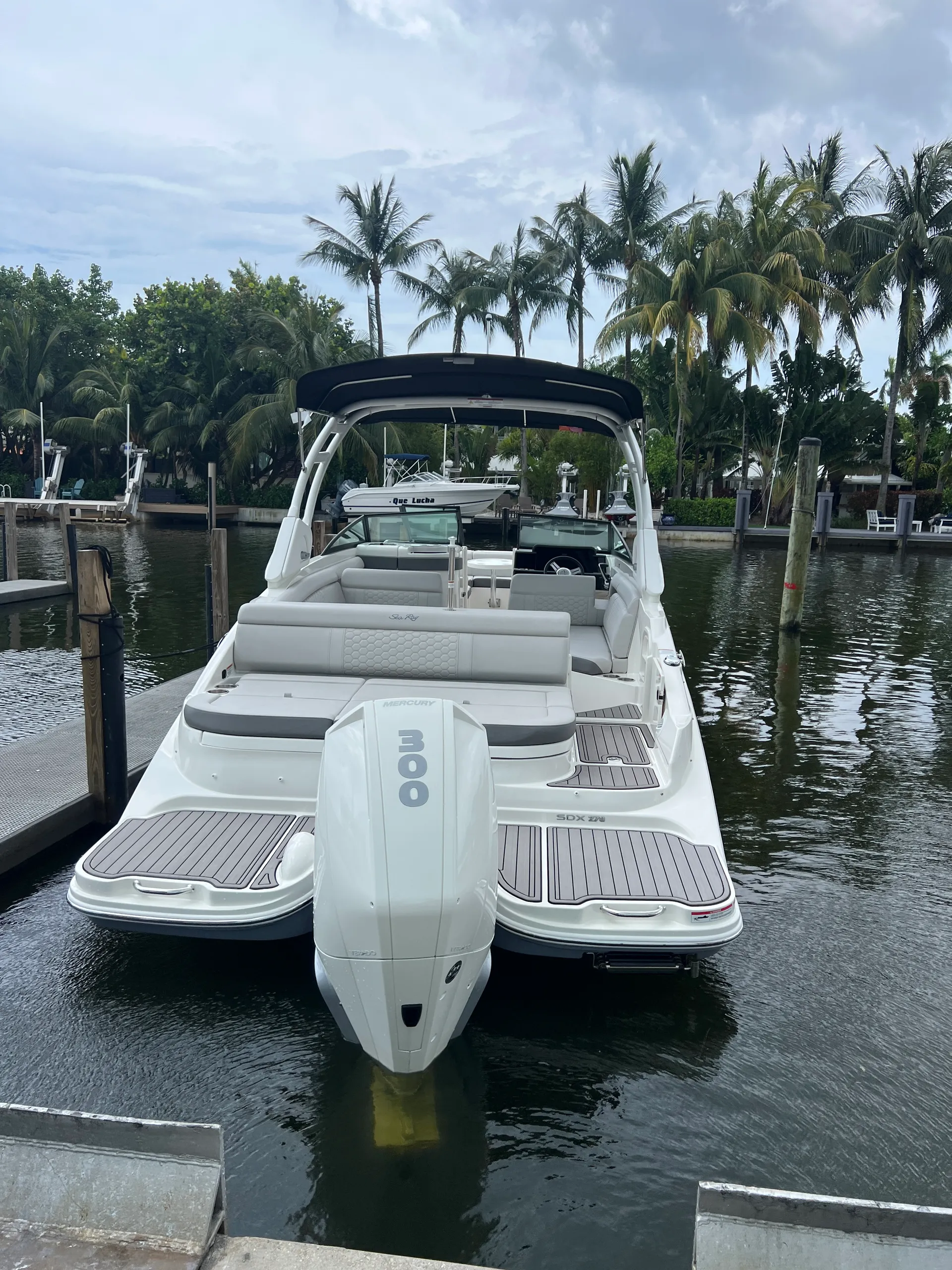 SEA RAY BOATS SDX 270 OB in Miami, FL — photo 10
