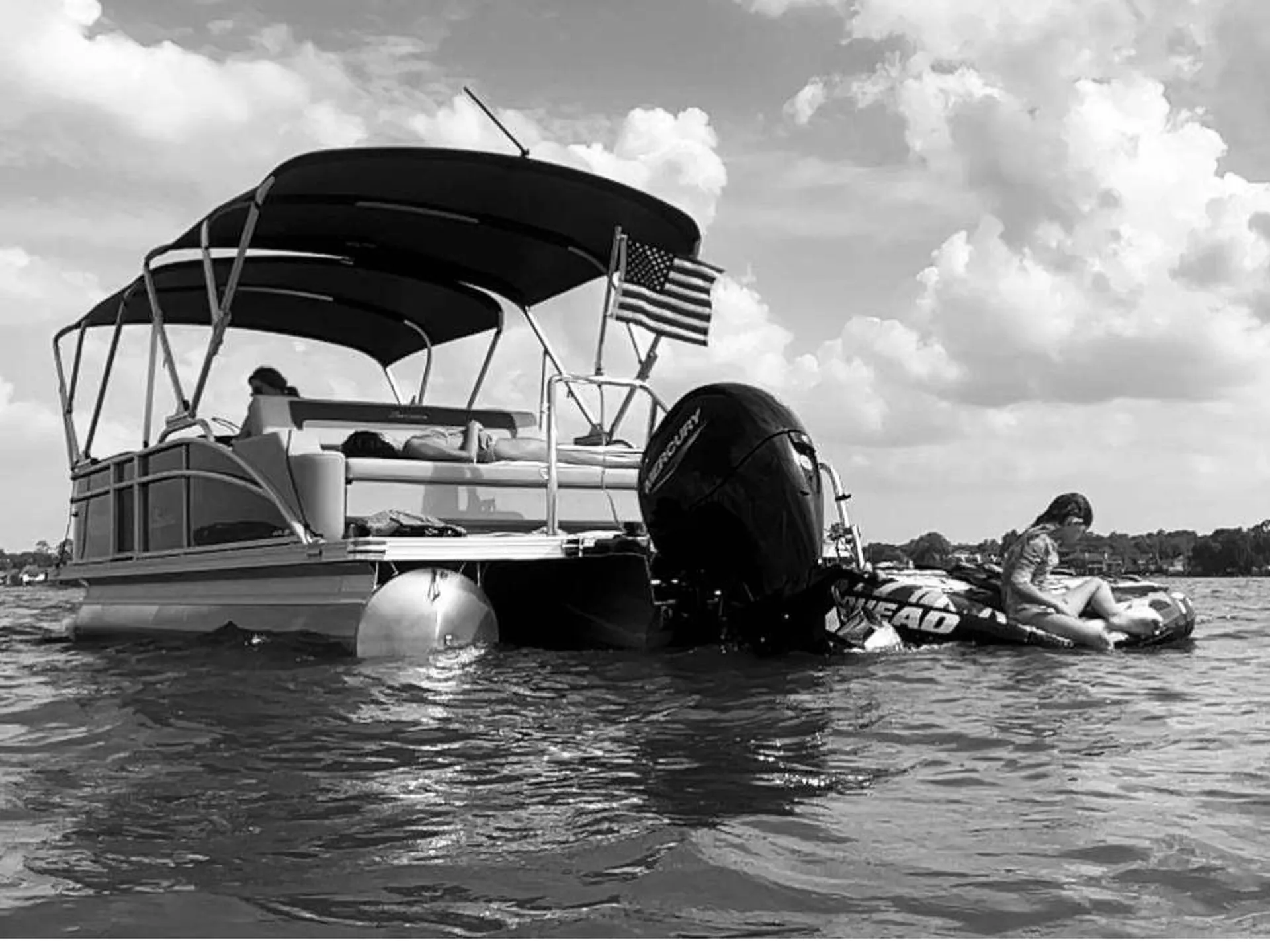 BARLETTA BOATS C22UC TRITOON in Montgomery, TX — photo 3